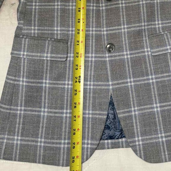 Egara Grey & Blue Check Patterned Two-Piece Suit - 36R & 30x30 - Picture 4 of 11